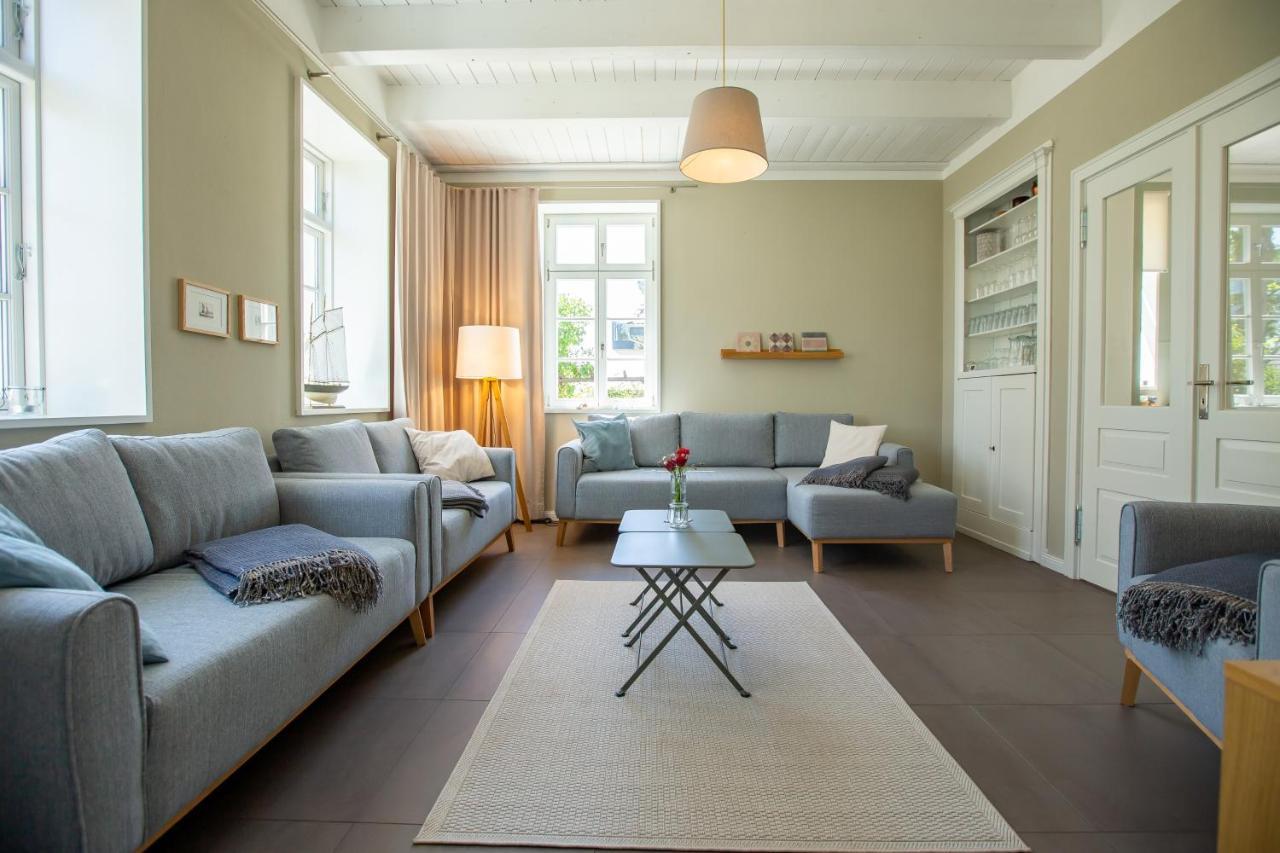 Villa Kapitaenshaus Luv & Lee Wustrow  Esterno foto